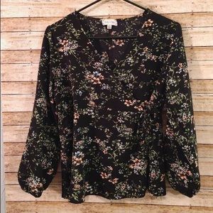 PRICE DROP!! Bailey & Chloe wrap blouse sz S ✨